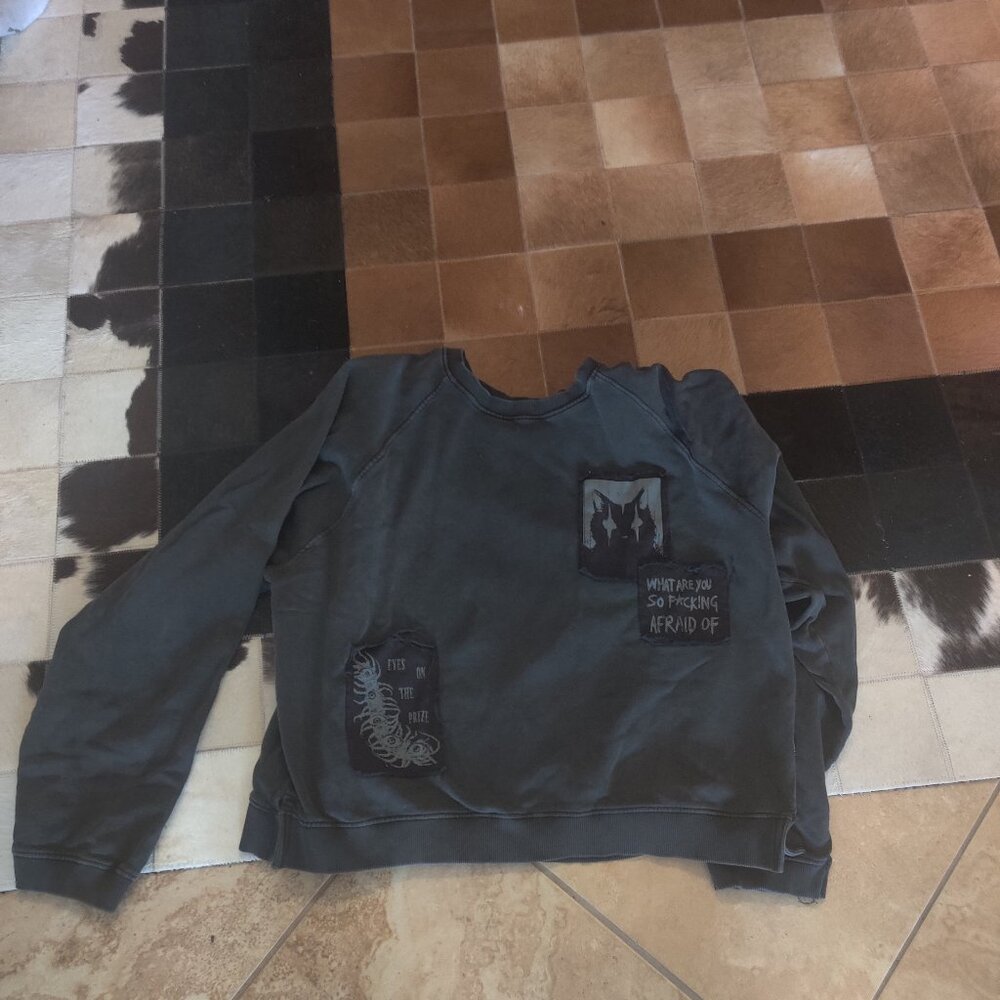 Minga of London sweatshirt size XXXL